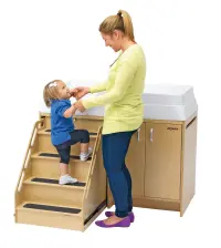 Angeles Changing Table with Locking Stairs