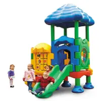 Discovery Center Seedling with Roof