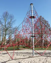 4-Sided Spider Pyramid Net Climber 6-4 (244-inch install height)