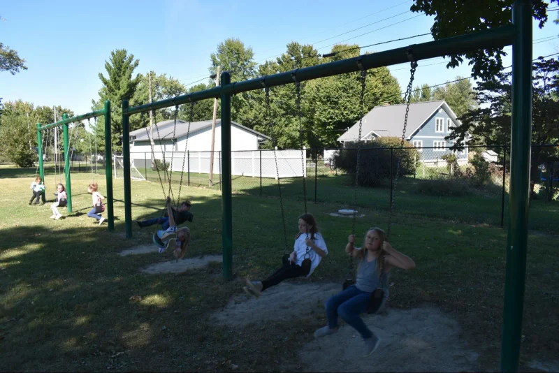 Can you put a swing set on grass?