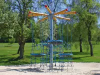 Bird's Nest Tree Chimney Net Climber (200-inch install height)