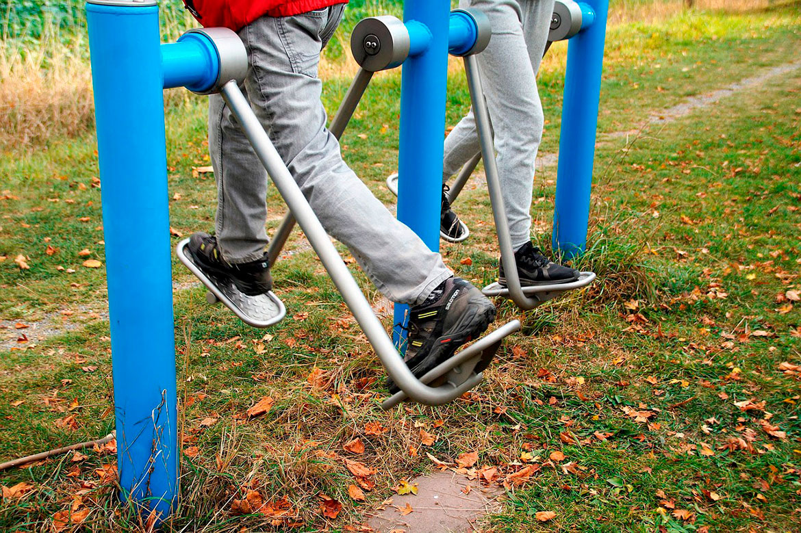 Senior Citizen Playgrounds for Health and Exercise - Find Rubber